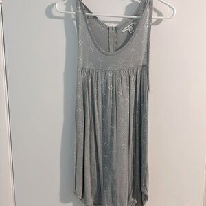 Grey tank top